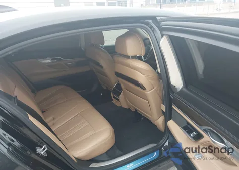 2017 BMW 740I из США, поврежденный, VIN WBA7E2C35HG740869